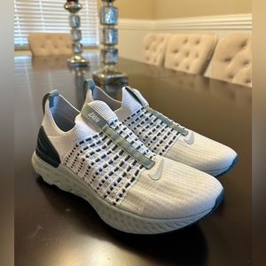 Nike react phantom run flyknit 2 sneakers